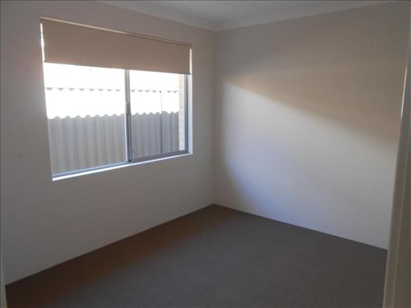 11 Vienta Street, Aveley WA 6069