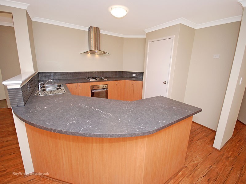 16 Fleetwood Link, Ellenbrook WA 6069