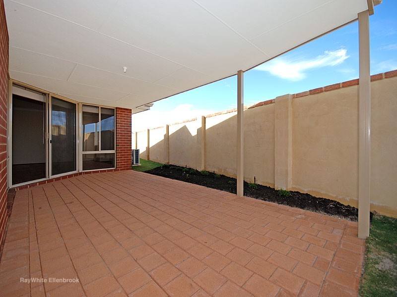 16 Fleetwood Link, Ellenbrook WA 6069