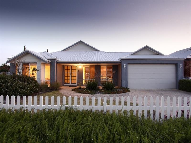 42 Arbor Drive, Ellenbrook WA 6069