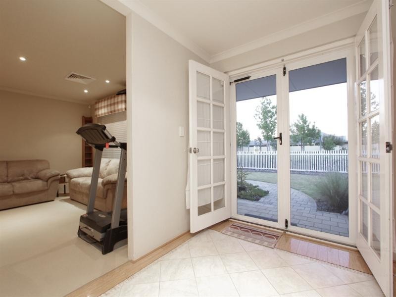 42 Arbor Drive, Ellenbrook WA 6069