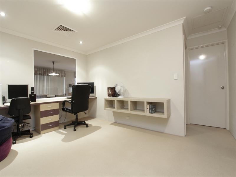 42 Arbor Drive, Ellenbrook WA 6069