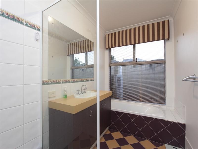 42 Arbor Drive, Ellenbrook WA 6069