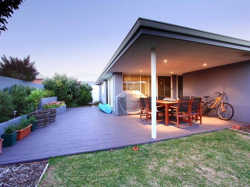 42 Arbor Drive, Ellenbrook WA 6069