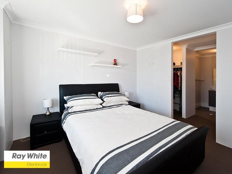 10 Windjana Pass, Ellenbrook WA 6069