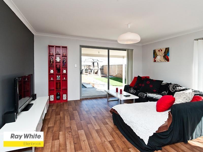 10 Windjana Pass, Ellenbrook WA 6069
