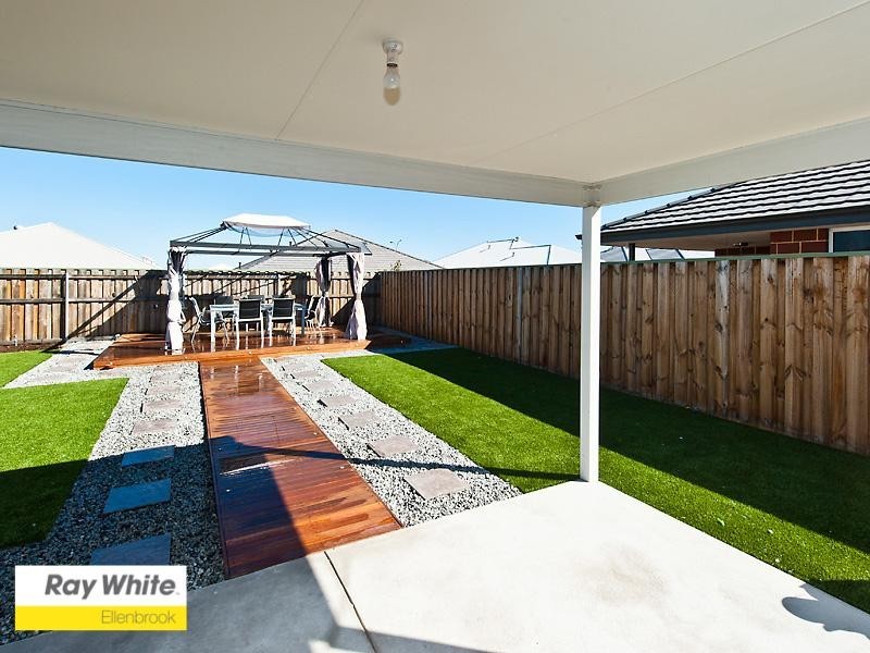 10 Windjana Pass, Ellenbrook WA 6069