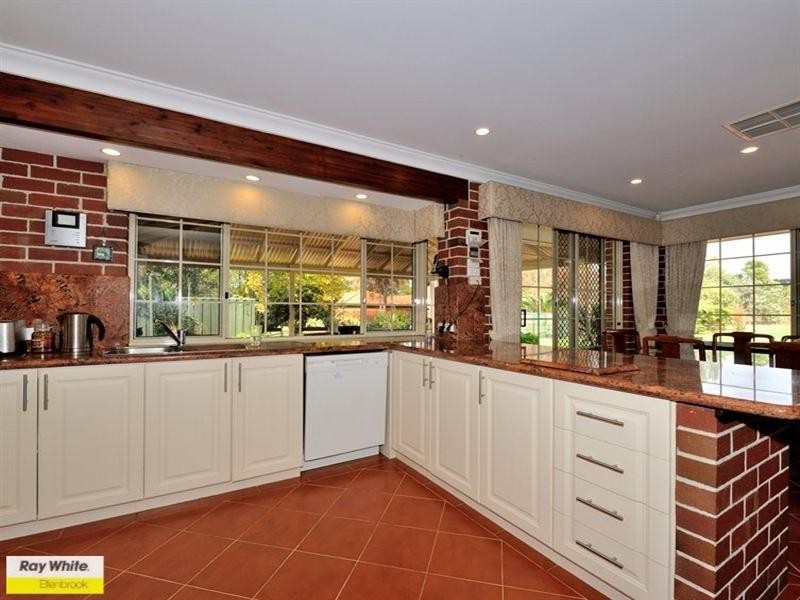 209 Vines Avenue, The Vines WA 6069
