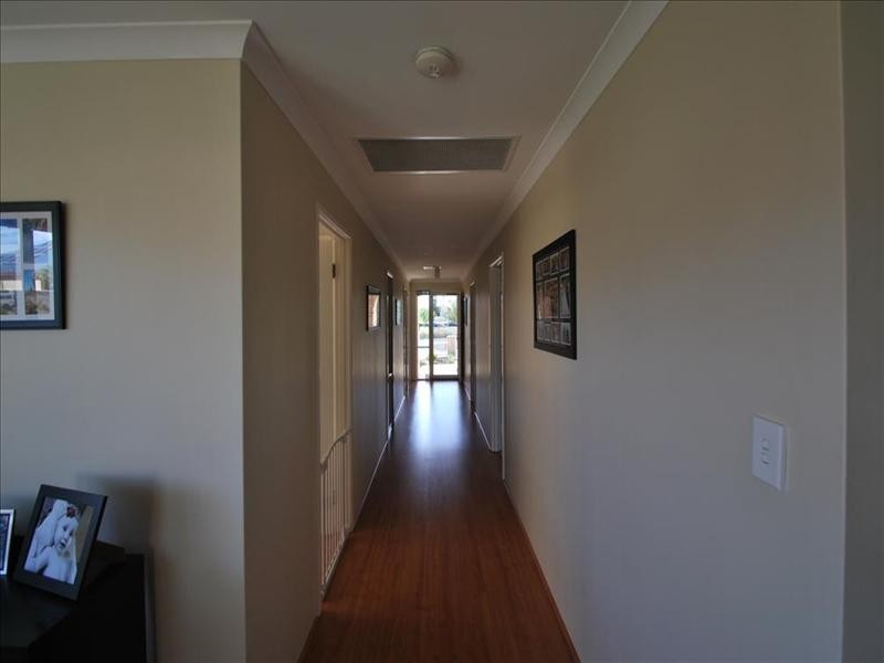 2 Sharman Vista, Ellenbrook WA 6069