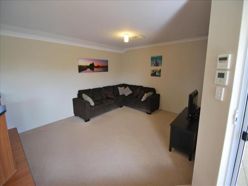 2 Sharman Vista, Ellenbrook WA 6069