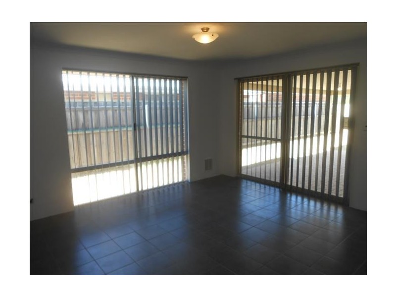 42 Brookmount Drive, Ellenbrook WA 6069