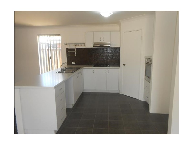 42 Brookmount Drive, Ellenbrook WA 6069