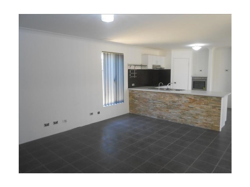 42 Brookmount Drive, Ellenbrook WA 6069