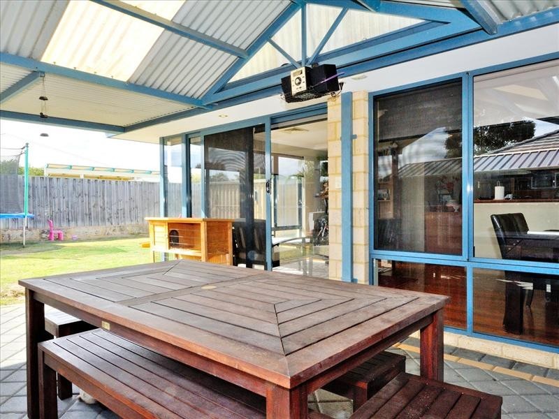 43 Larrawa Circle, Ellenbrook WA 6069