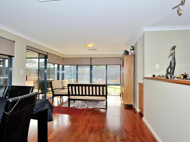 43 Larrawa Circle, Ellenbrook WA 6069