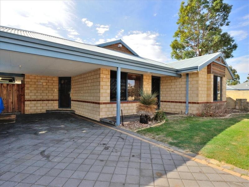 43 Larrawa Circle, Ellenbrook WA 6069