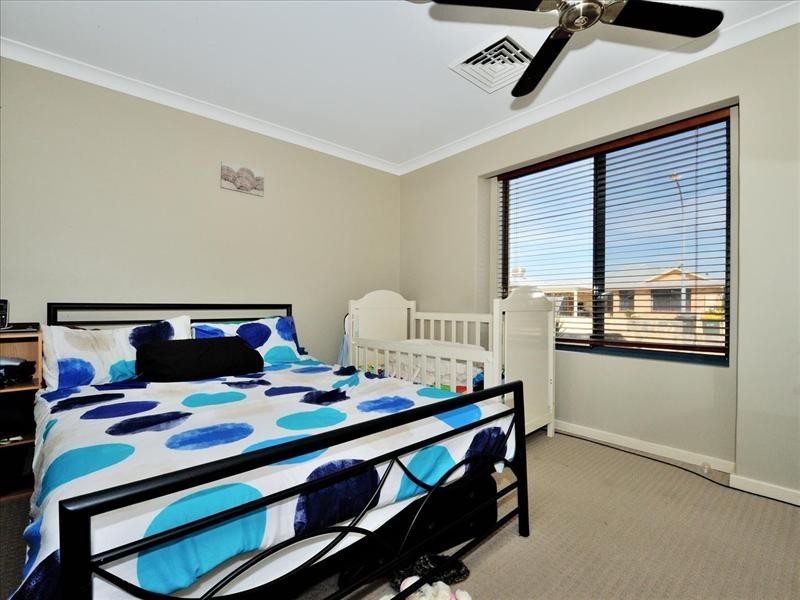 43 Larrawa Circle, Ellenbrook WA 6069