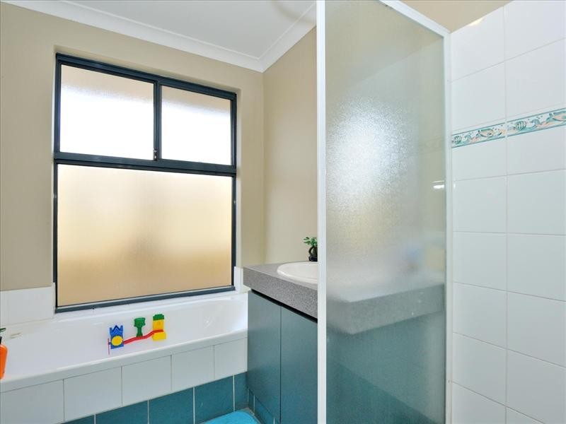 43 Larrawa Circle, Ellenbrook WA 6069