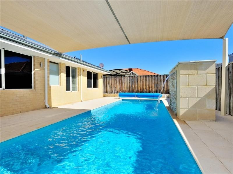 6 Durant Way, Ellenbrook WA 6069