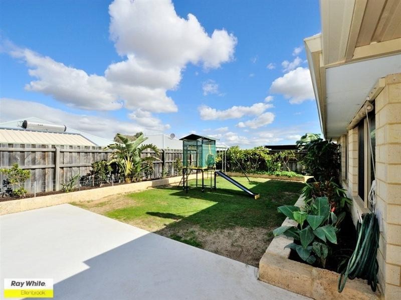 23 Larrawa Circle, Ellenbrook WA 6069