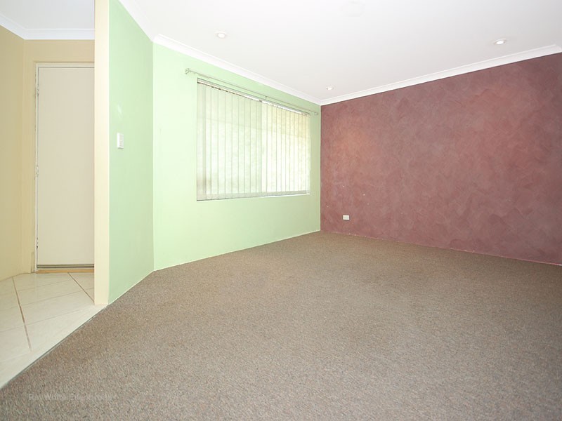 35 Pinegrove Drive, Ellenbrook WA 6069