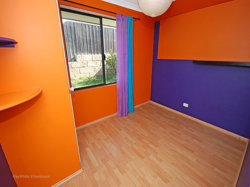 35 Pinegrove Drive, Ellenbrook WA 6069