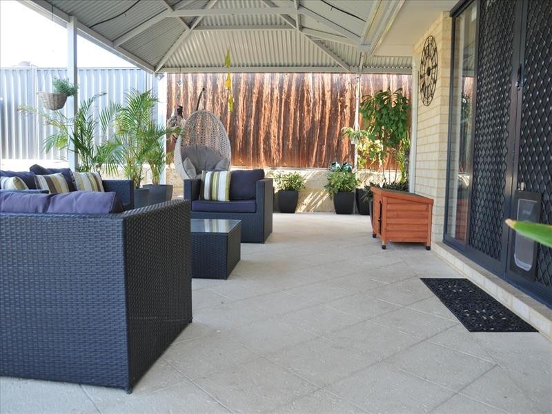 381 Millhouse Road, Aveley WA 6069