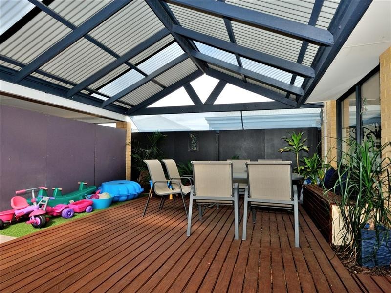 70 Thundelarra Avenue, Ellenbrook WA 6069