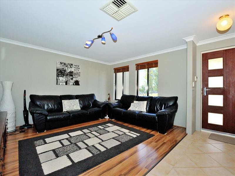 38 Valinco Avenue, Ellenbrook WA 6069