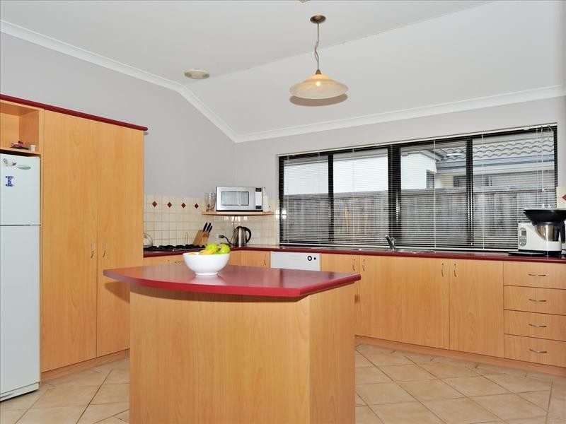 38 Valinco Avenue, Ellenbrook WA 6069