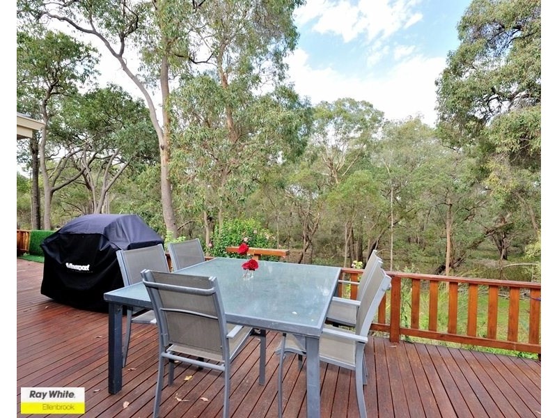 15 Muscat Terrace, The Vines WA 6069