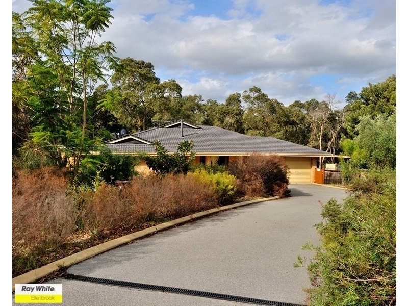 15 Muscat Terrace, The Vines WA 6069