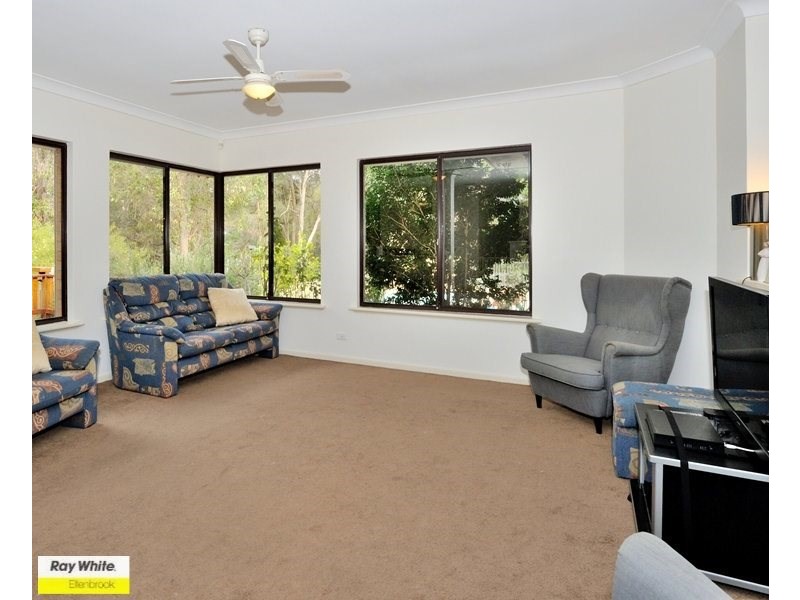 15 Muscat Terrace, The Vines WA 6069