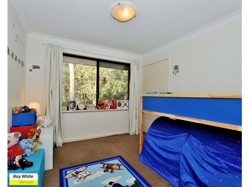 15 Muscat Terrace, The Vines WA 6069