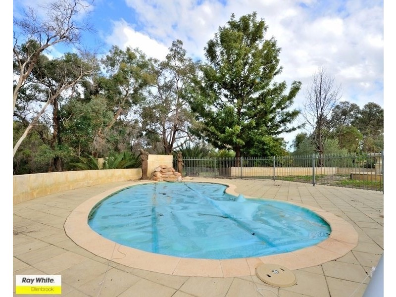 15 Muscat Terrace, The Vines WA 6069