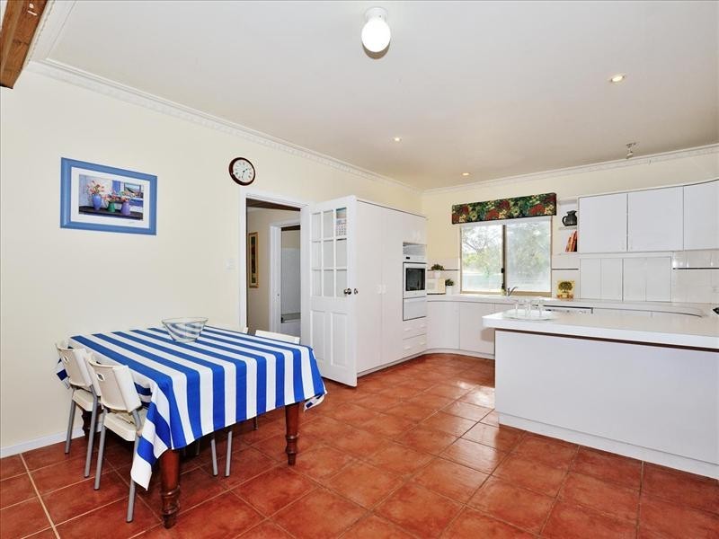 7 Orchard Street, Upper Swan WA 6069