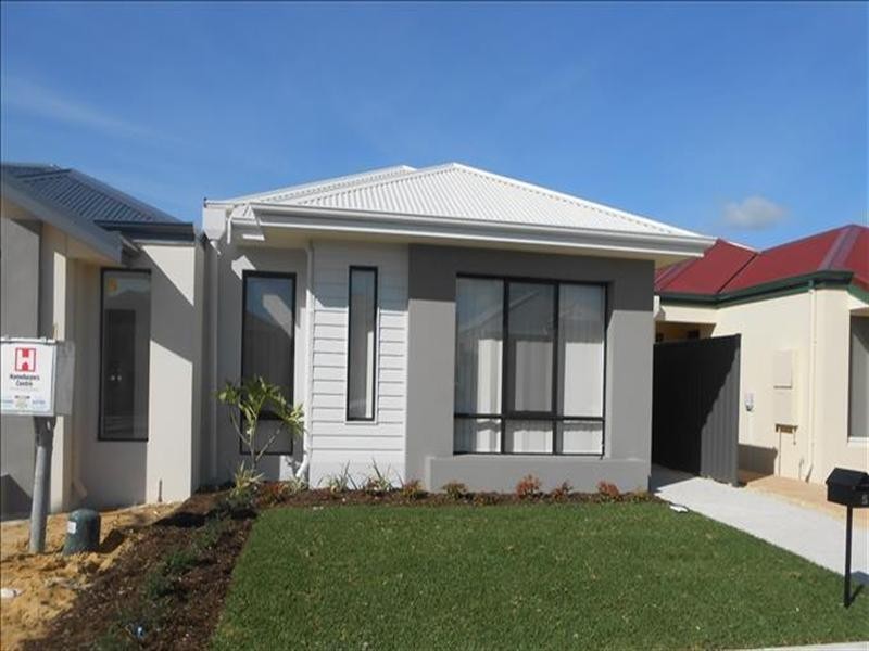 5 Delphi Way, Aveley WA 6069