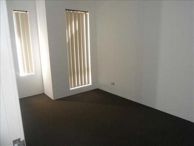 5 Delphi Way, Aveley WA 6069