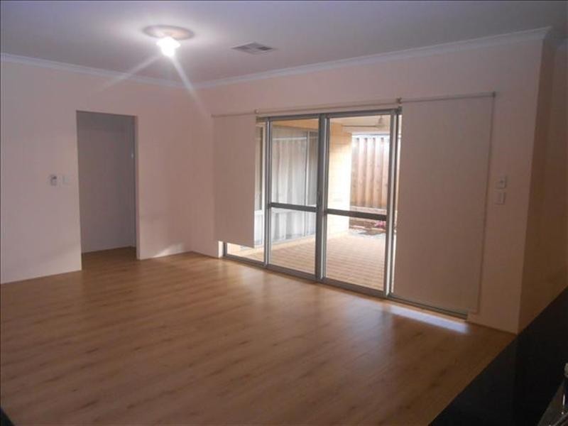 51 Pineroo Terrace, Ellenbrook WA 6069