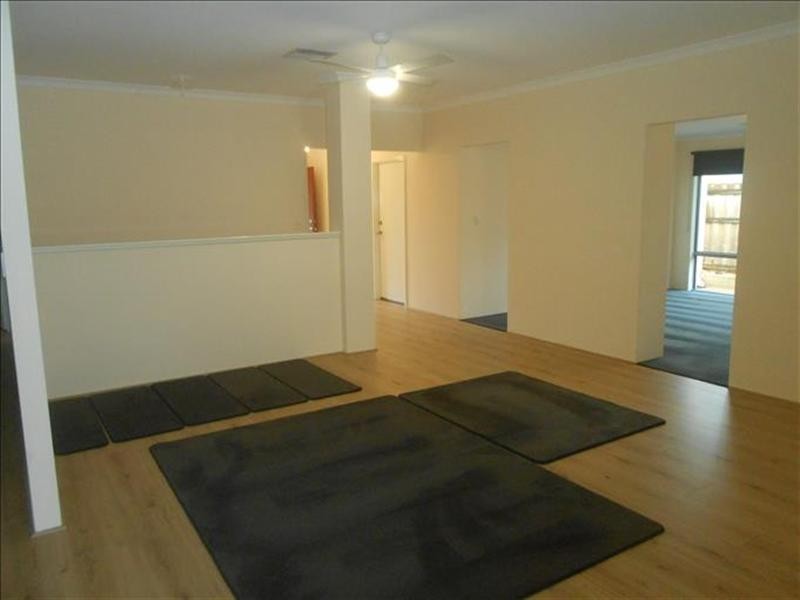 51 Pineroo Terrace, Ellenbrook WA 6069