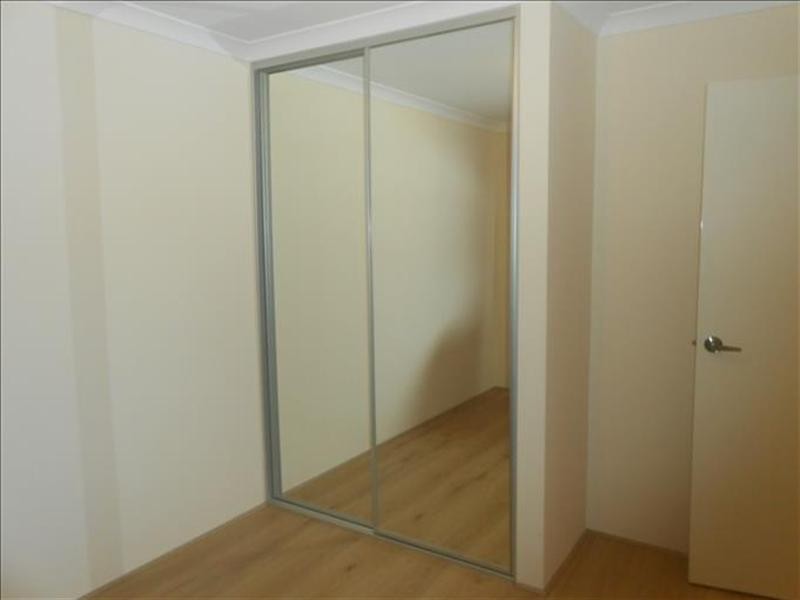 51 Pineroo Terrace, Ellenbrook WA 6069