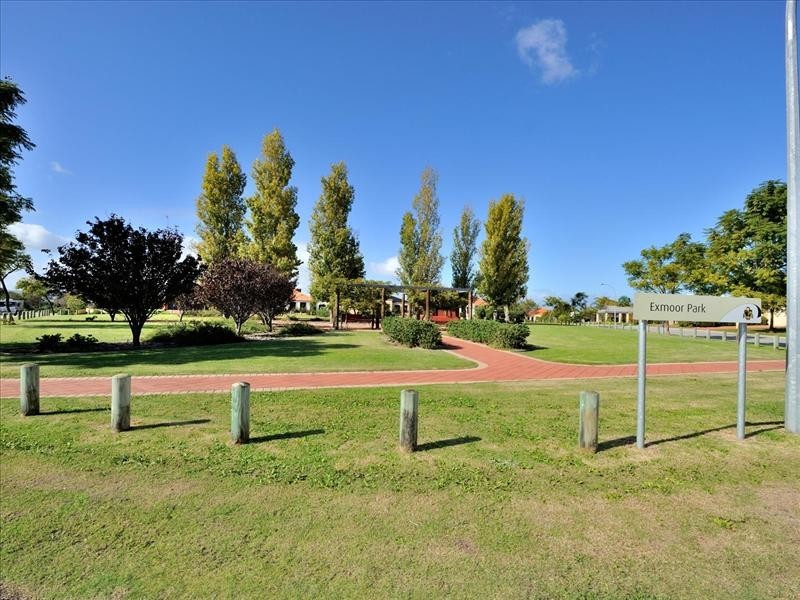 40 Garran Loop, Henley Brook WA 6055