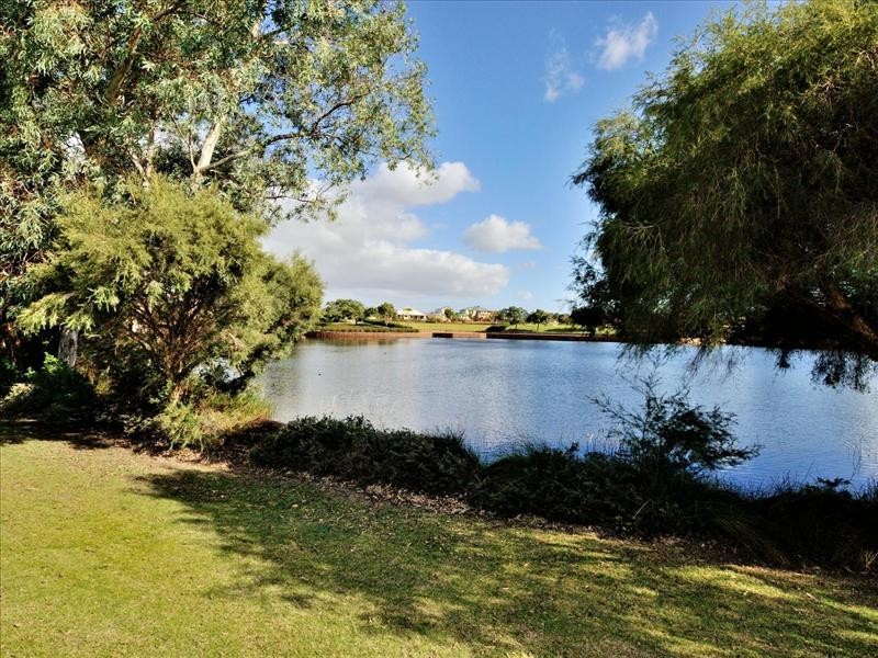 40 Garran Loop, Henley Brook WA 6055