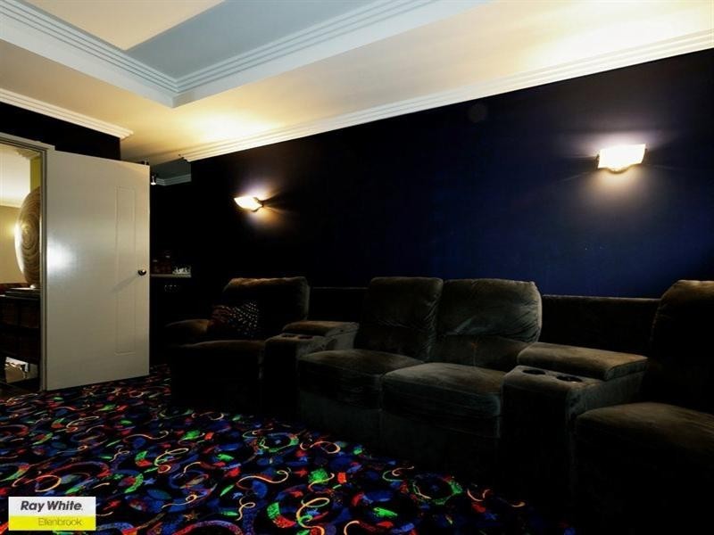 15 Aston Chase, Aveley WA 6069