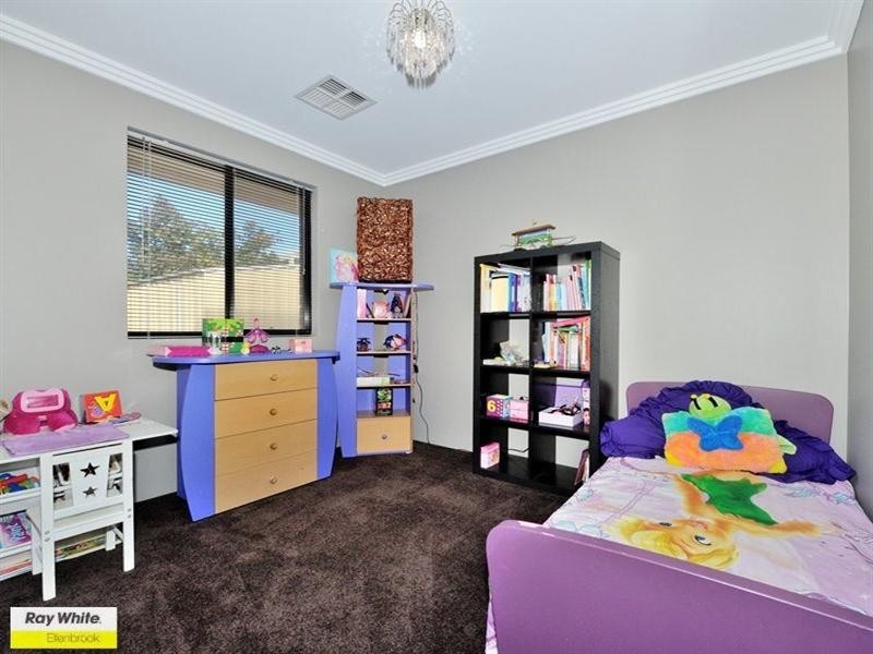 15 Aston Chase, Aveley WA 6069