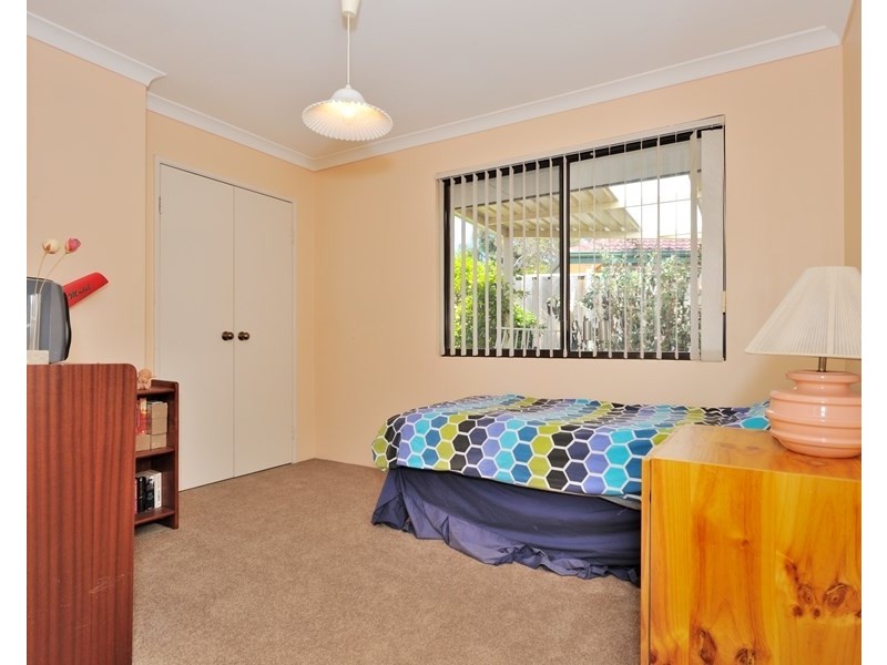 2 Bollinger Close, The Vines WA 6069