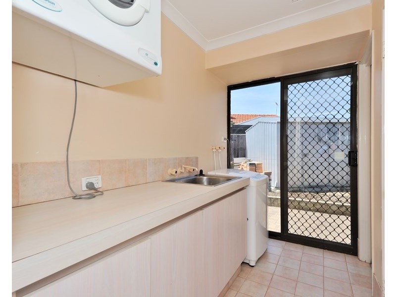 2 Bollinger Close, The Vines WA 6069