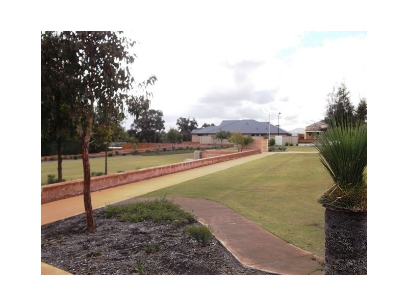 11 Liten Lane, Ellenbrook WA 6069