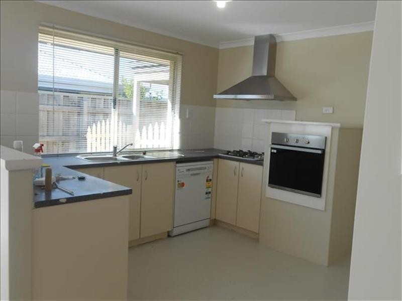 41 Caldervale Avenue, Ellenbrook WA 6069