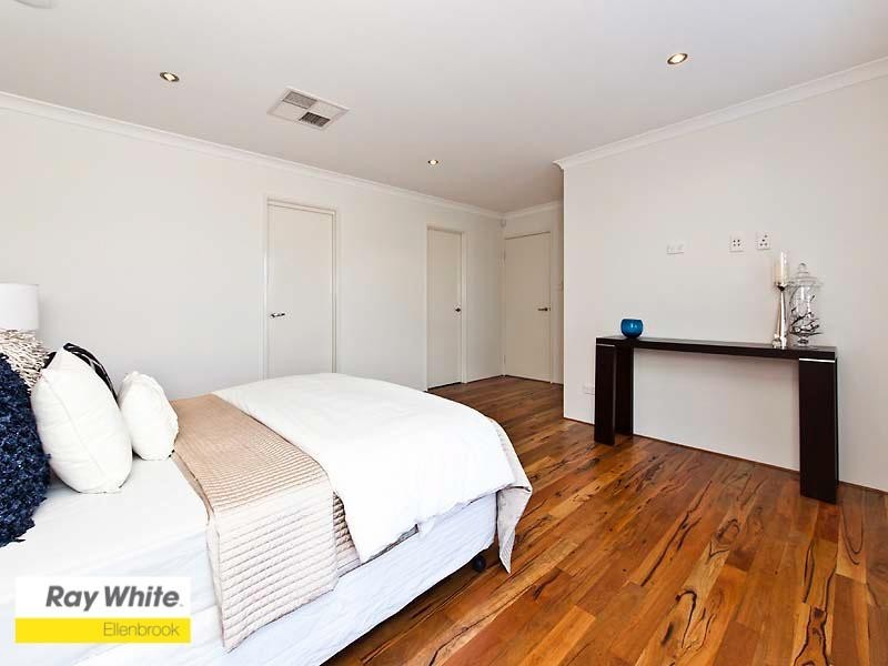 10 Geographe Loop, Ellenbrook WA 6069